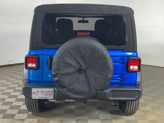Used 2024 Blue Jeep Sport image 14