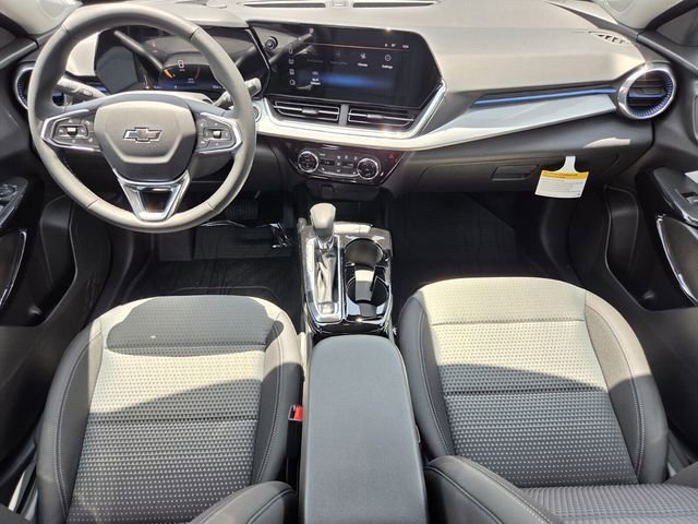 2026 Chevrolet Trax LT - Photo 9