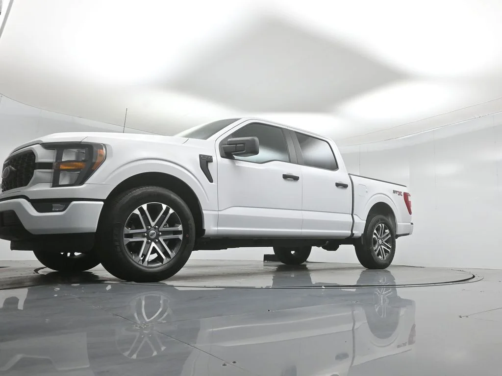 Certified Used 2023 White Ford XL image 42