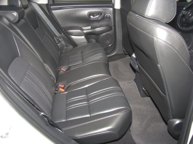Certified Used 2025 Platinum White Pearl Honda EX-L image 18