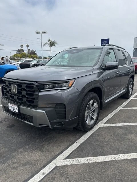 2026 Honda Pilot EX-L 2WD's photo