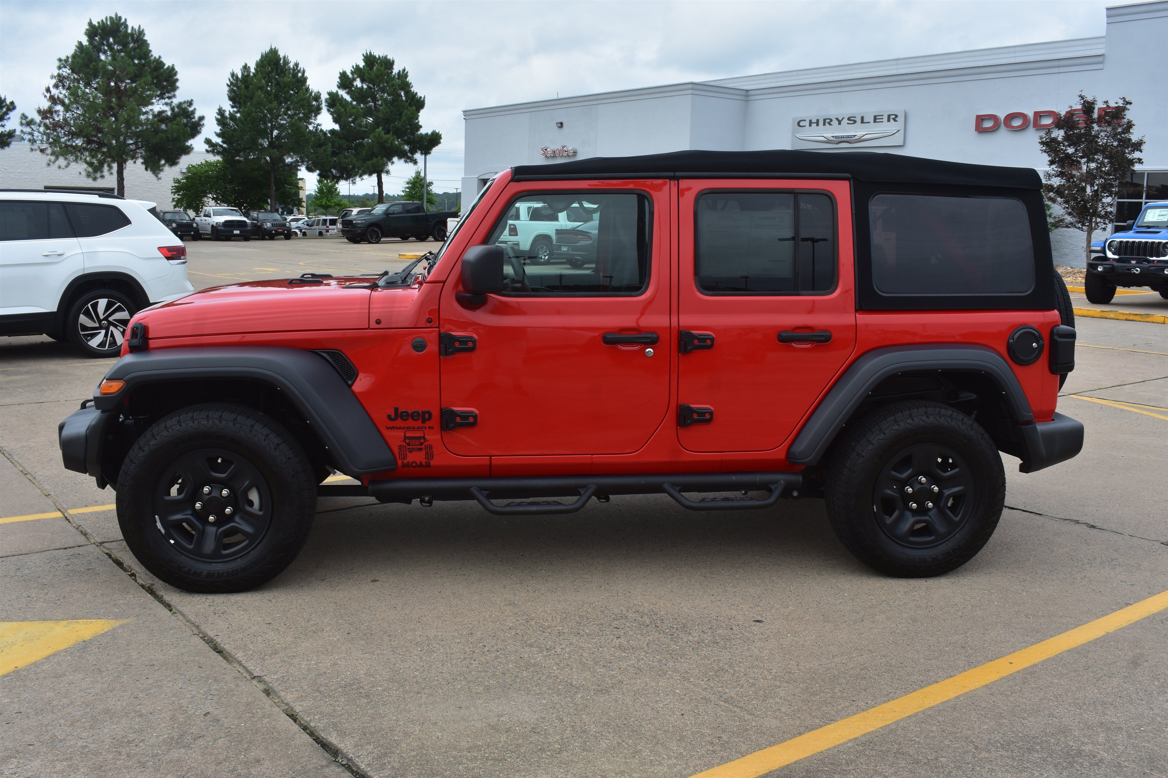 2024 Jeep Wrangler 4-Door Sport - Photo 8