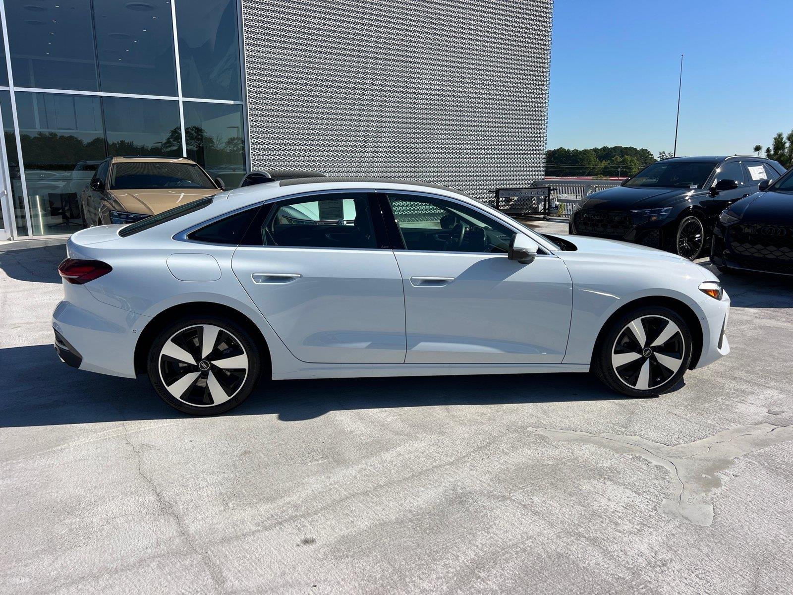 Used 2025 Glacier White Metallic Audi Premium image 4