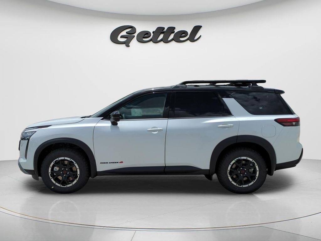New 2026 Everest White Pearl TriCoat / Super Black Two-tone Nissan Rock Creek® image 8