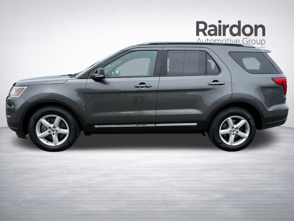 Used 2018 Gray Ford XLT image 4