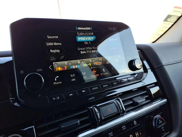 2024 Nissan Pathfinder SL - Photo 25