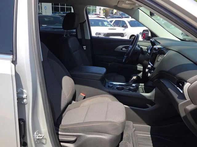 Used 2021 Silver Chevrolet LT image 16