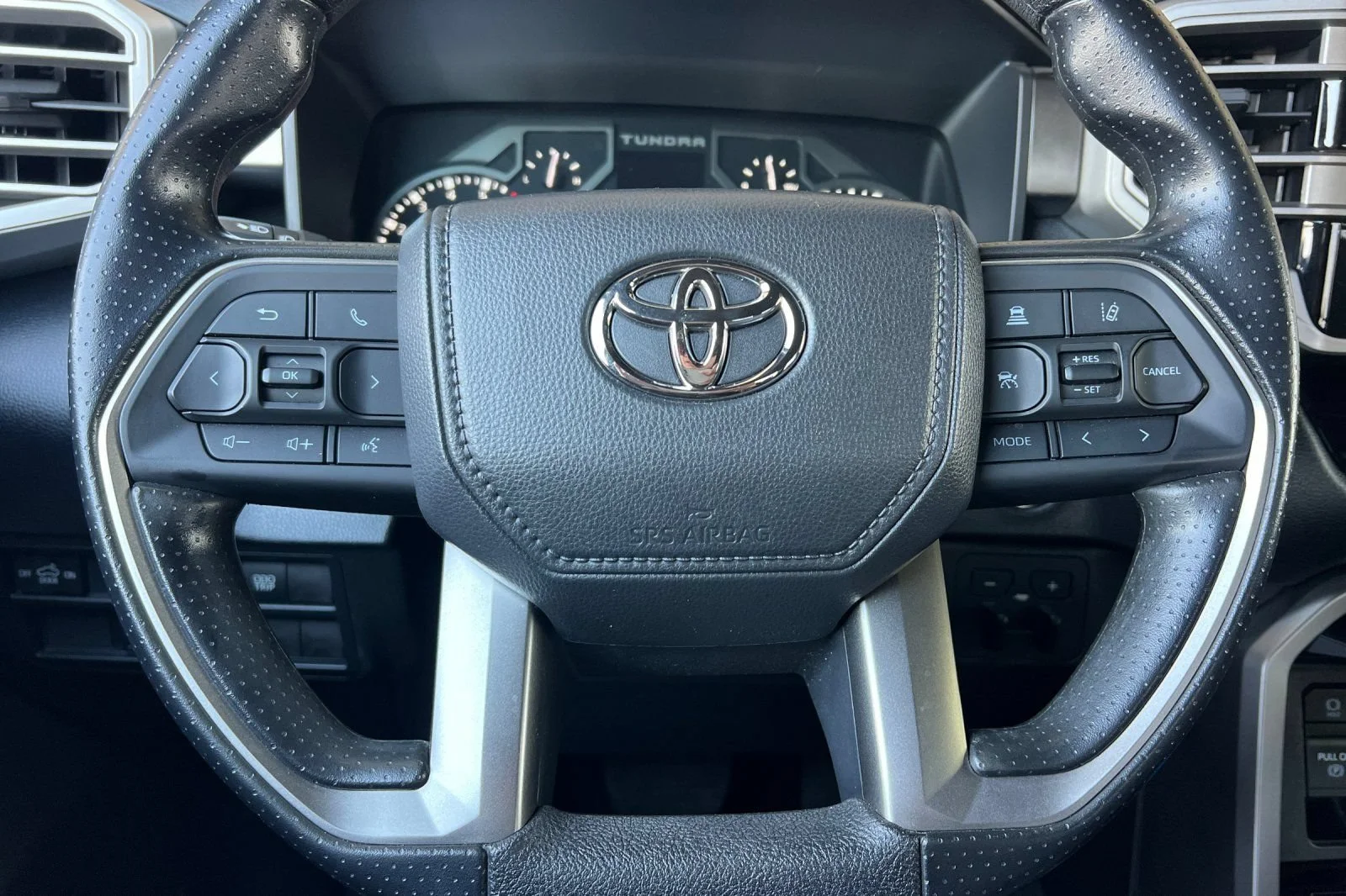 Used 2025 Lunar Rock Toyota SR image 22