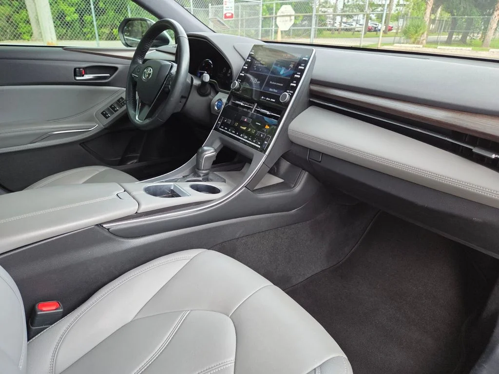 Used 2021 Beige Toyota XLE Plus image 13