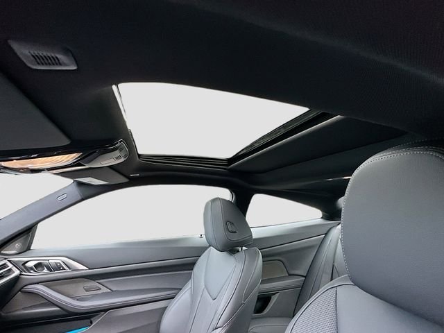 New 2026 White BMW 430i image 16