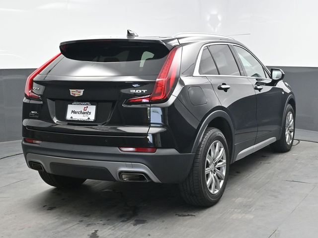 Used 2019 Black Cadillac Premium Luxury image 7