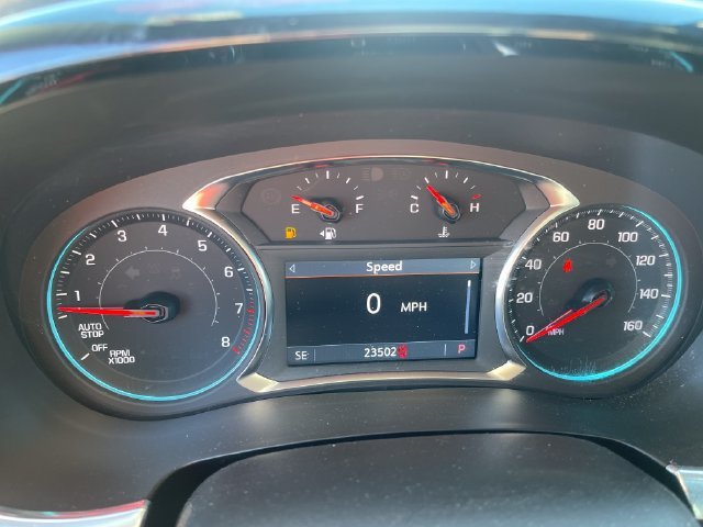 Used 2023 RADIANT RED TINTCOAT Chevrolet LT Cloth image 15