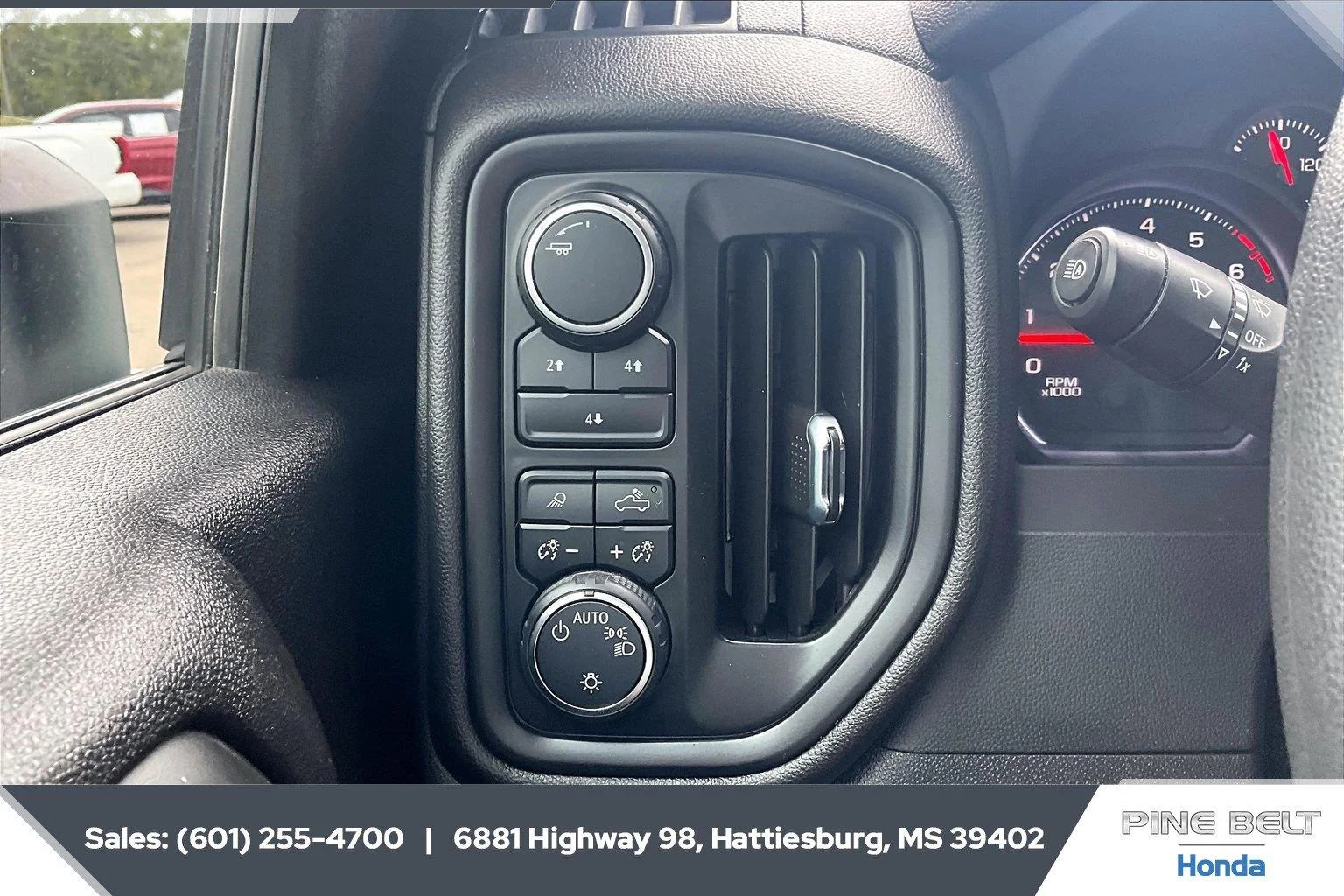 Used 2024 Summit White Chevrolet Custom image 21