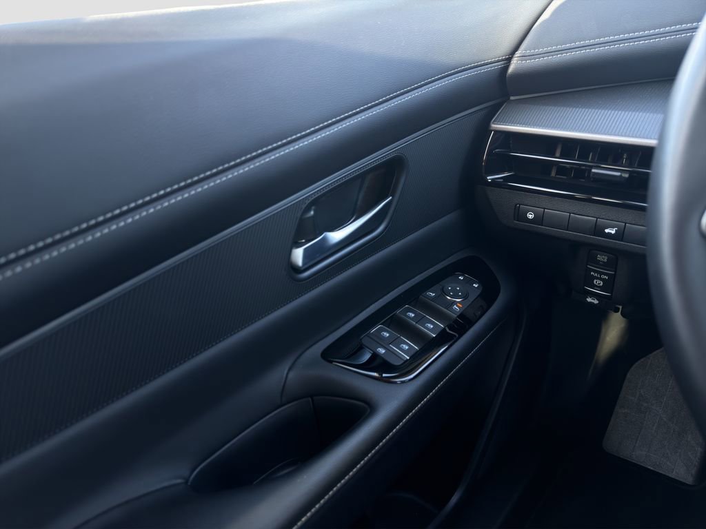 2025 Nissan Murano SV - Photo 12