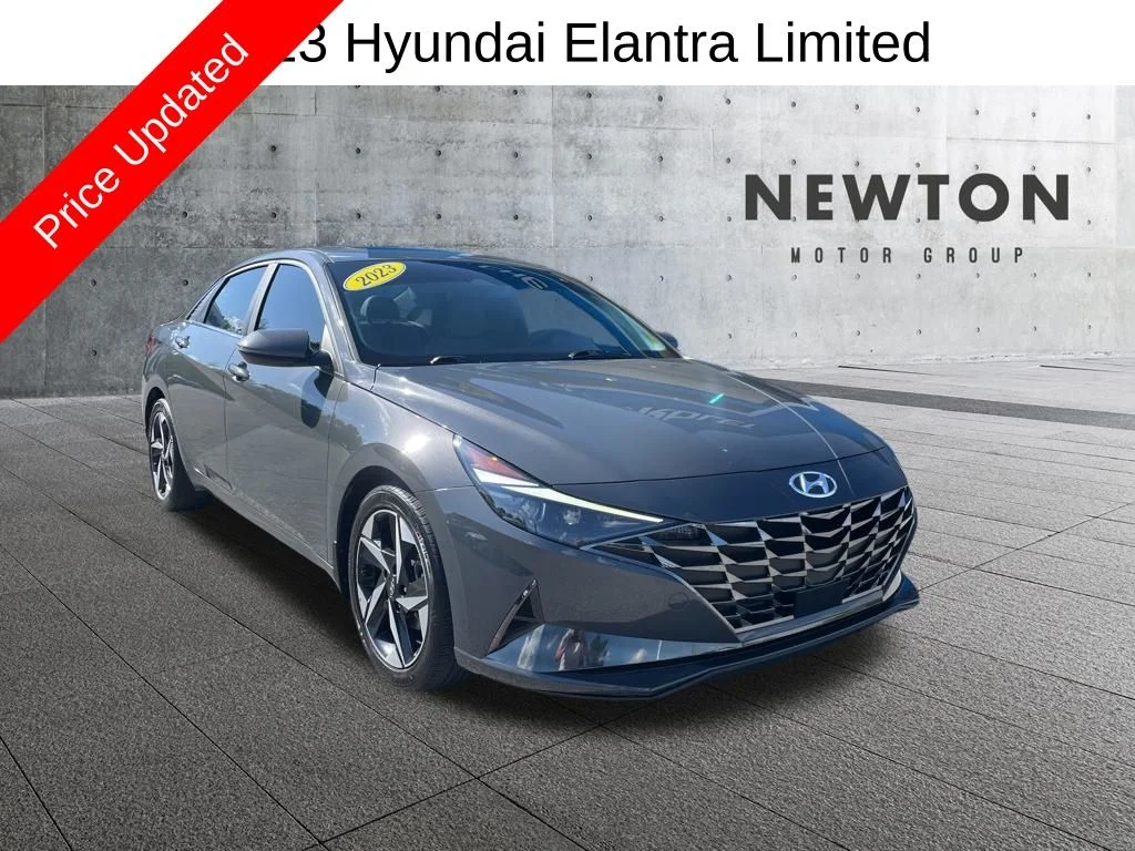 2023 Hyundai Elantra 2.0 Limited IVT SULEV's photo