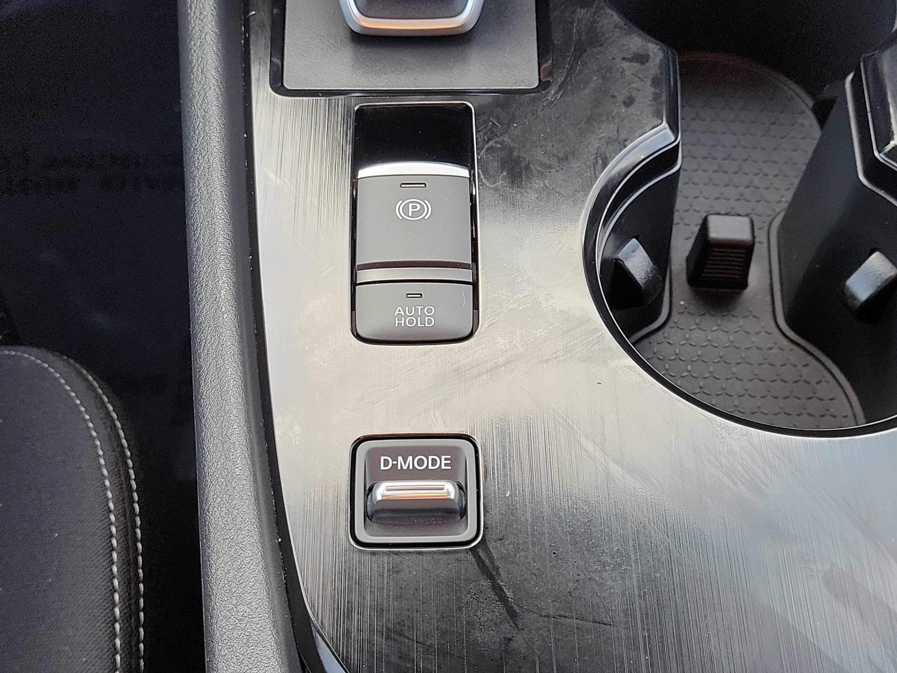 Used 2024 Gun Metallic Nissan SV image 20
