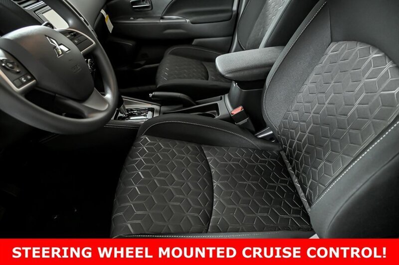 2024 Mitsubishi Outlander Sport ES - Photo 12
