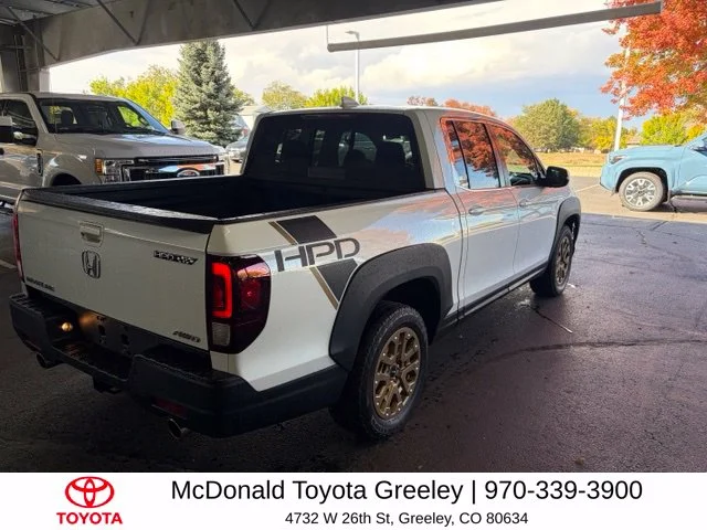 2023 Honda Ridgeline RTL Crew Cab Pickup Slide 4