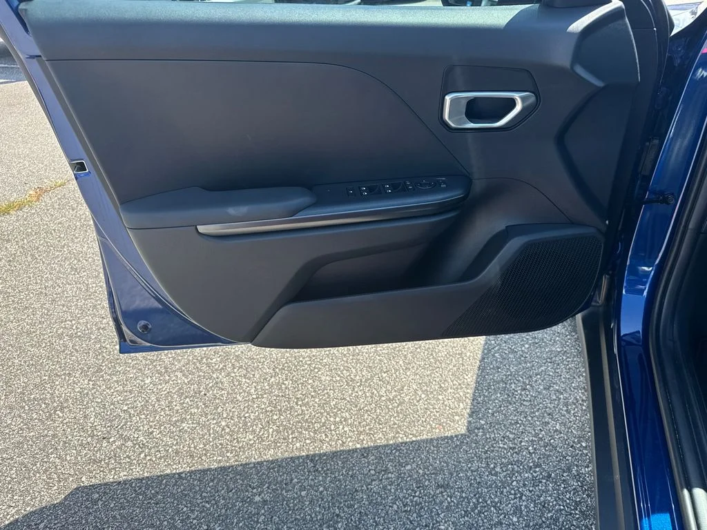 New 2026 Deep Sea Blue Kia LXS image 10
