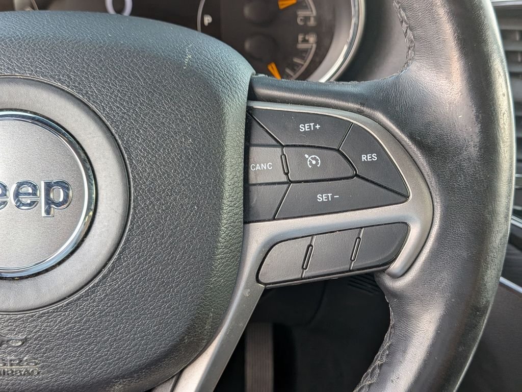 Used 2019 Black Jeep Limited image 19