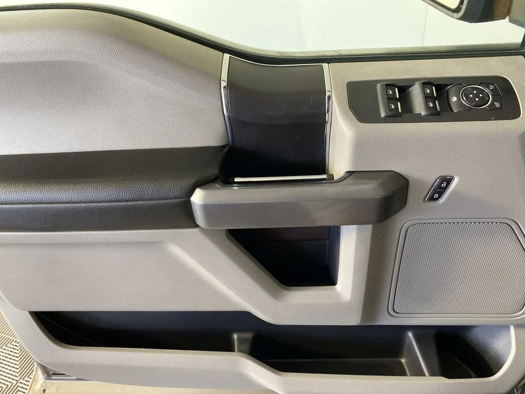 Used 2019 Gray Ford XLT image 21