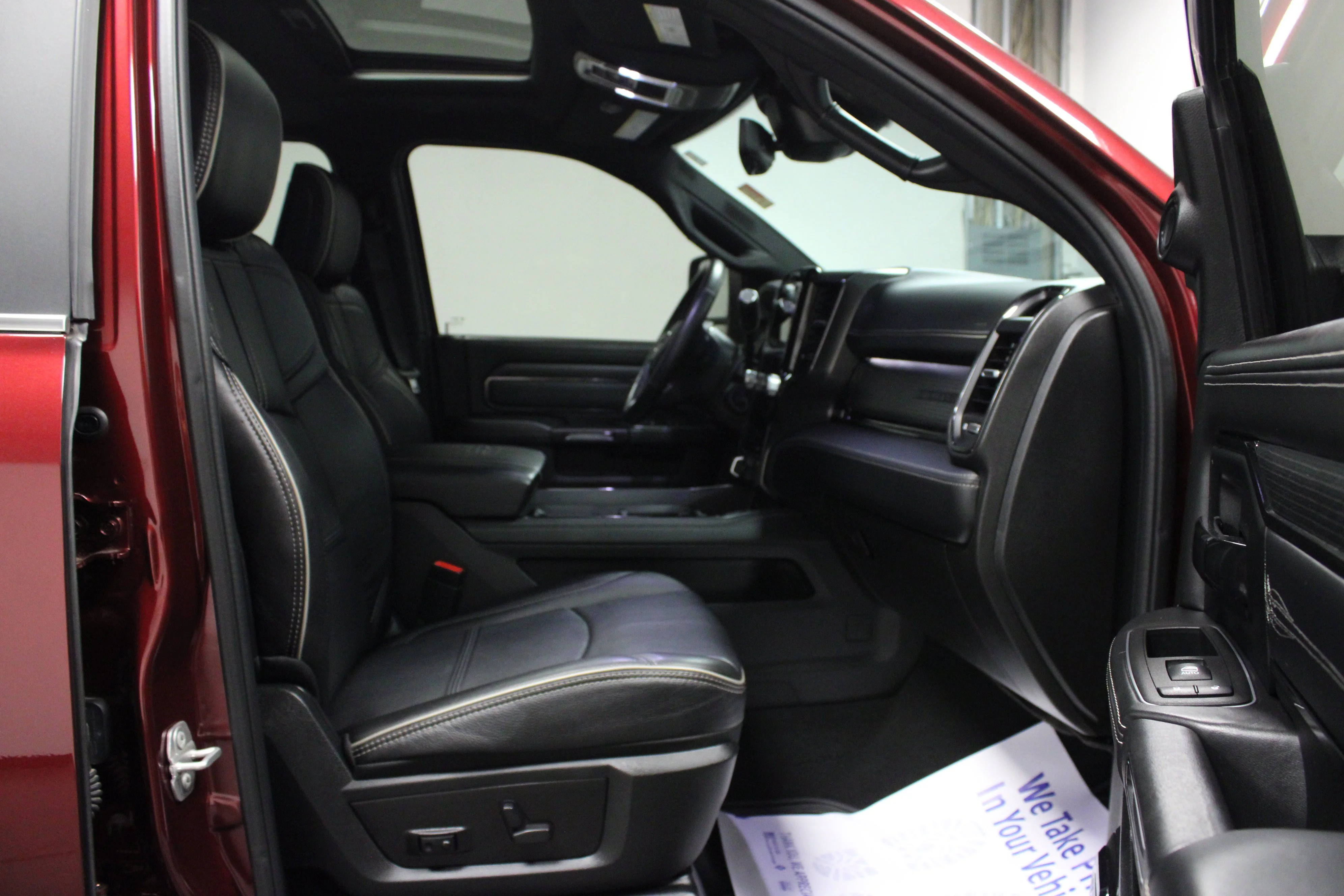 Used 2024 Delmonico Red Pearlcoat Ram Limited image 16