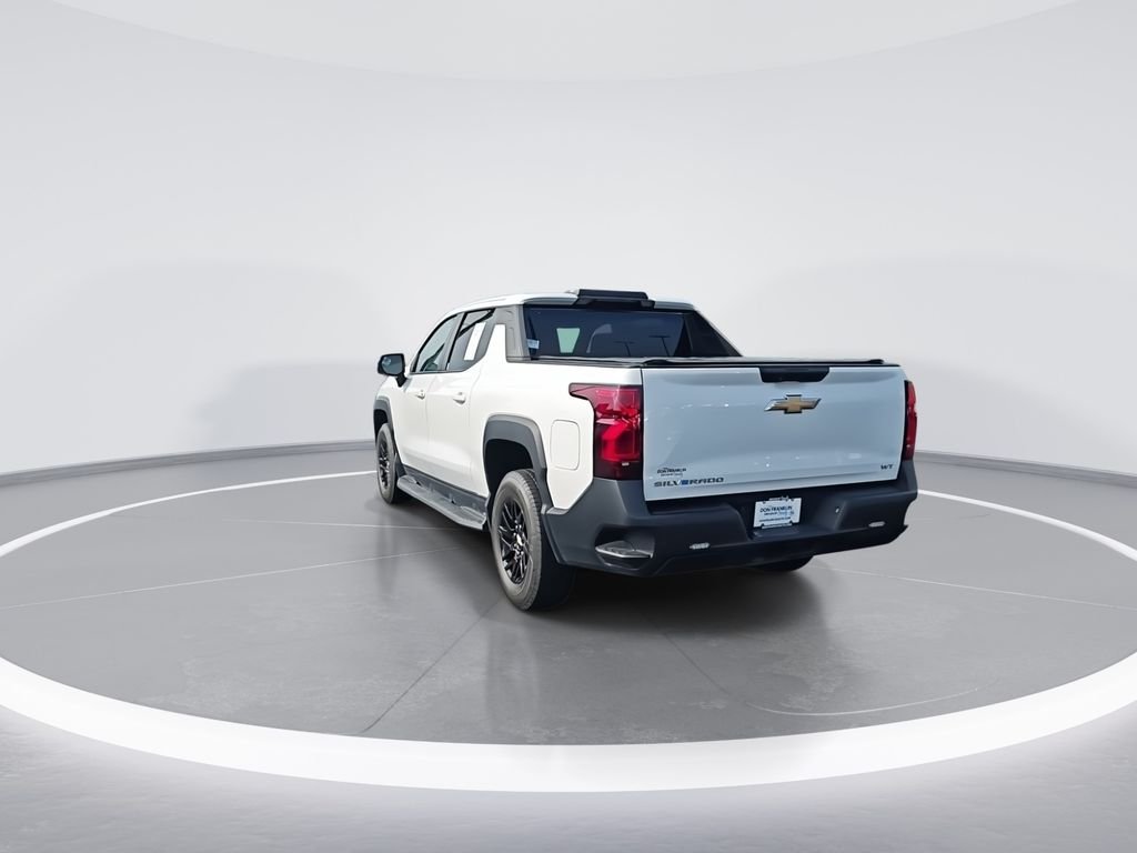 Used 2024 White Chevrolet Work Truck image 7