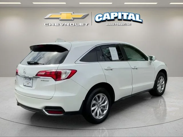 Used 2016  Acura Base image 5