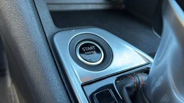Used 2025 Gray Nissan SR image 28