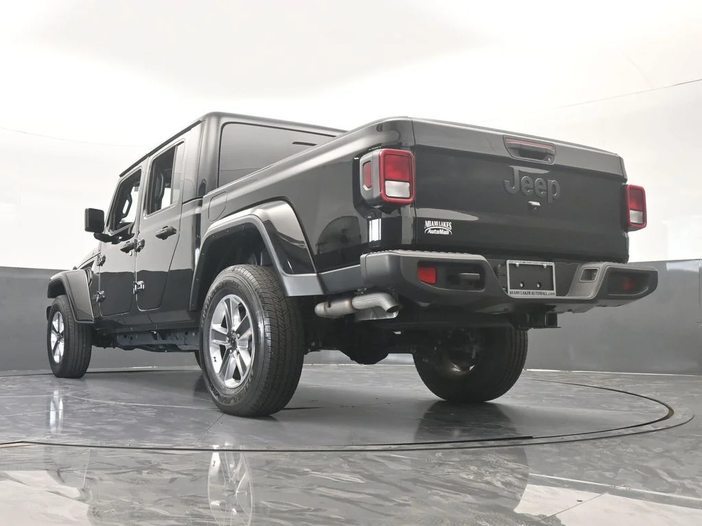 Used 2024 Black Clearcoat Jeep Sport S image 55