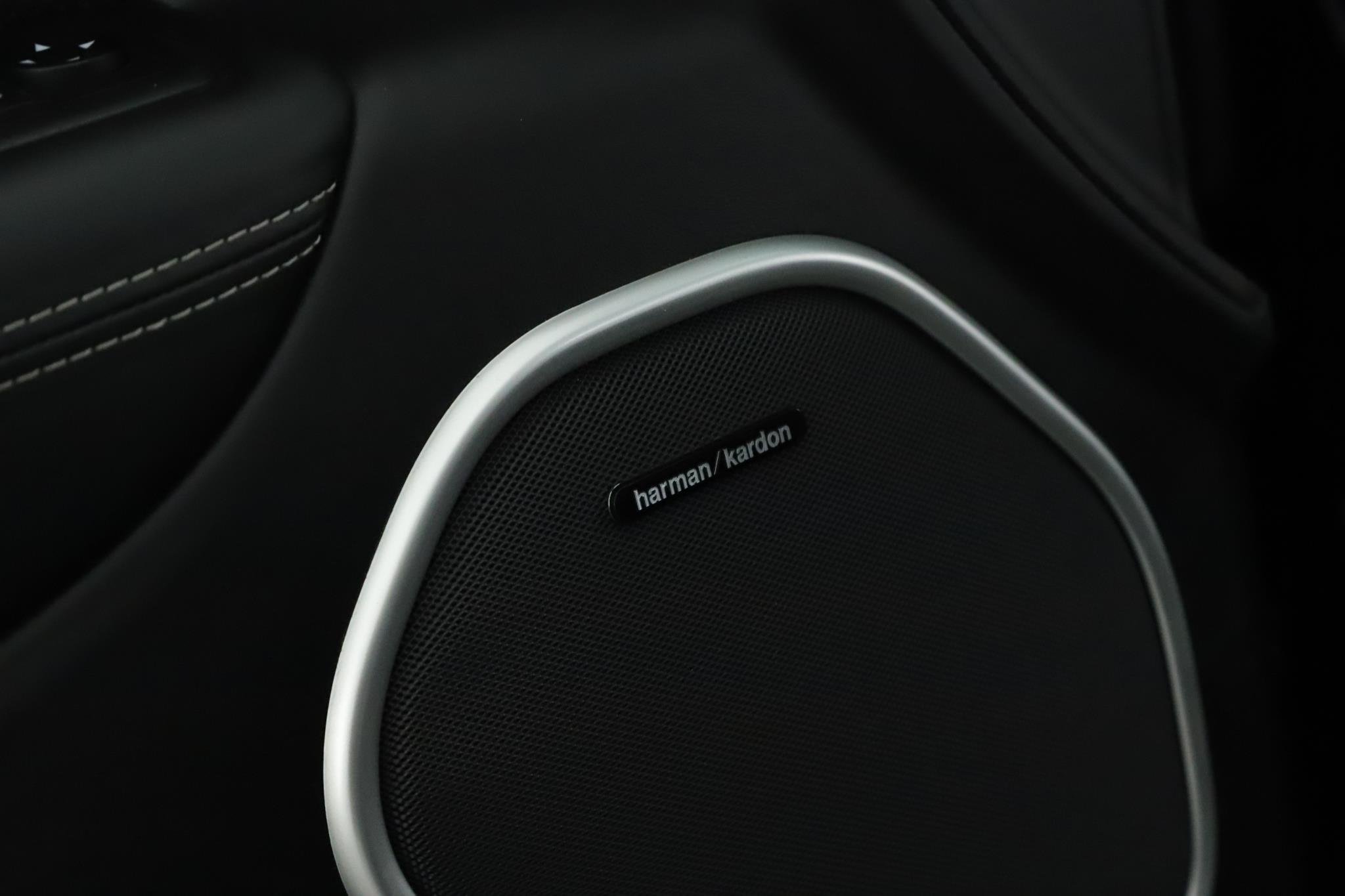 Used 2018 Diamond Black Crystal Pearlcoat Jeep SRT 4x4 image 9