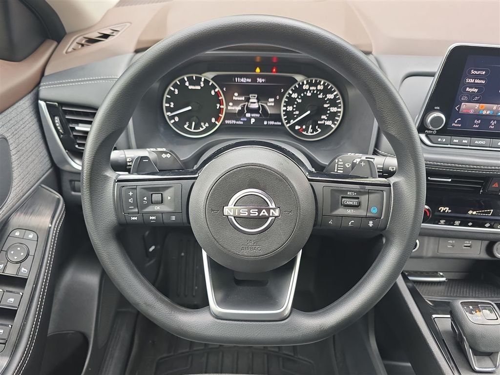 Used 2023 Red Nissan SV image 15