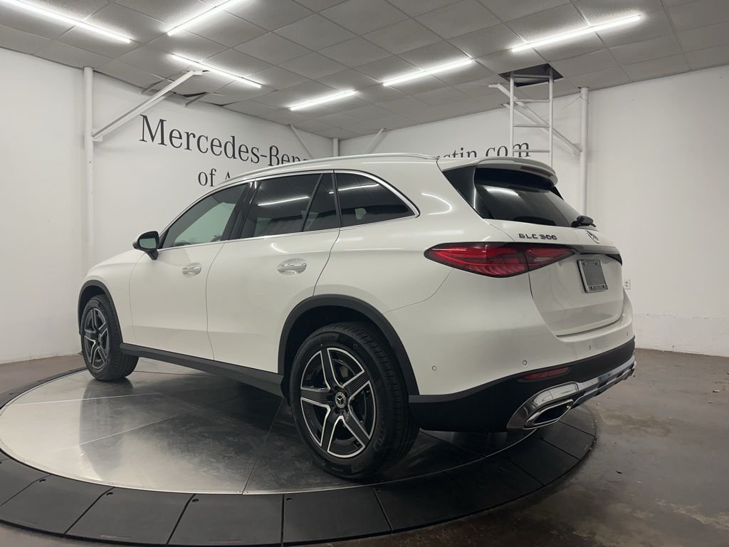 New 2026 Polar White Mercedes-Benz GLC 300 image 5