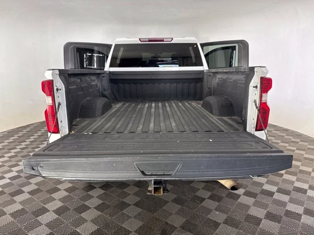 Used 2021 White Chevrolet Work Truck image 51
