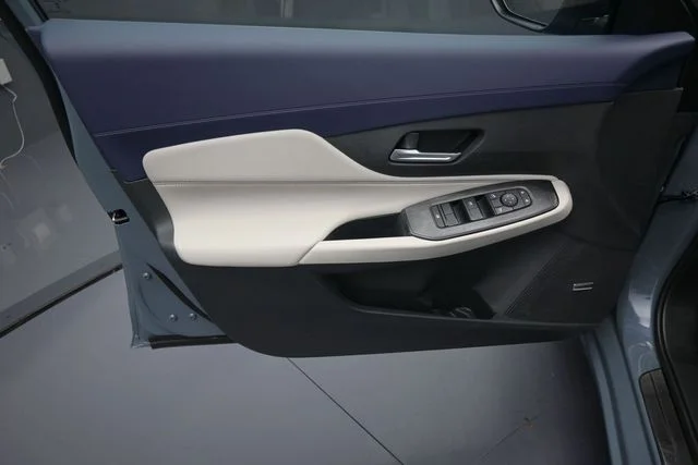New 2026 Gray Nissan SL image 9