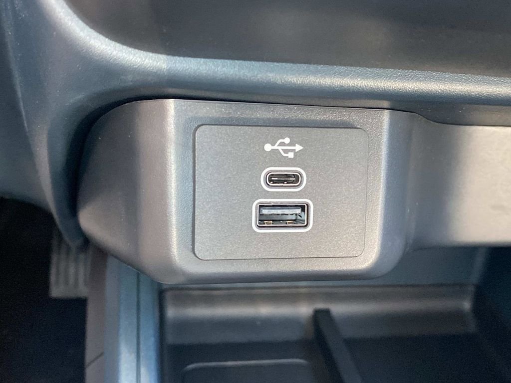 New 2026 Carbonized Gray Metallic Ford XL image 18