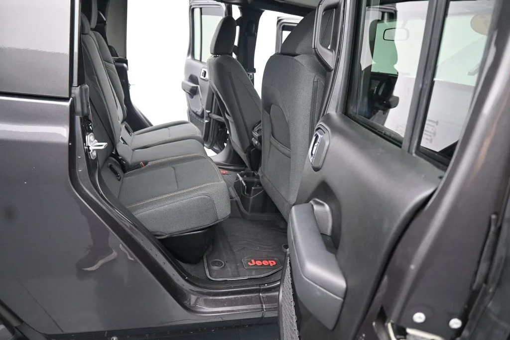 Used 2025 Gray Jeep Nighthawk image 23