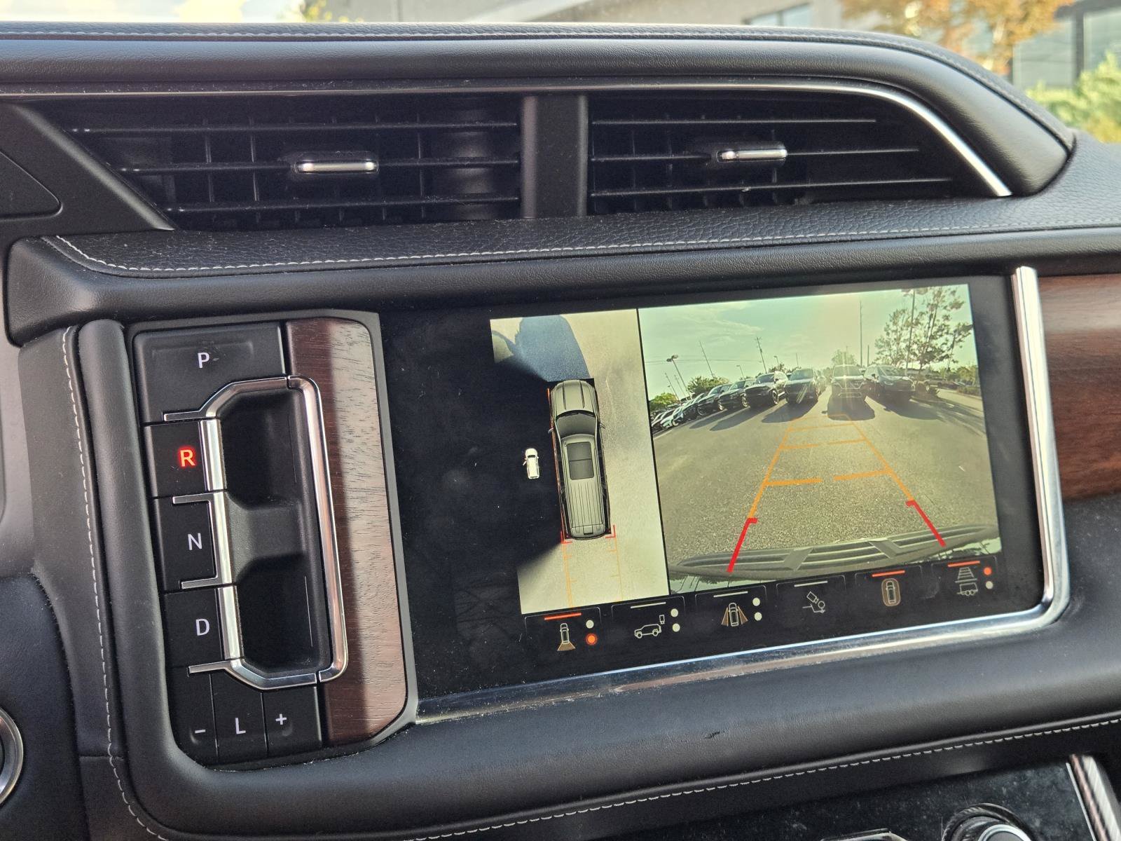 Used 2023 ONYX BLACK GMC Denali Ultimate image 32