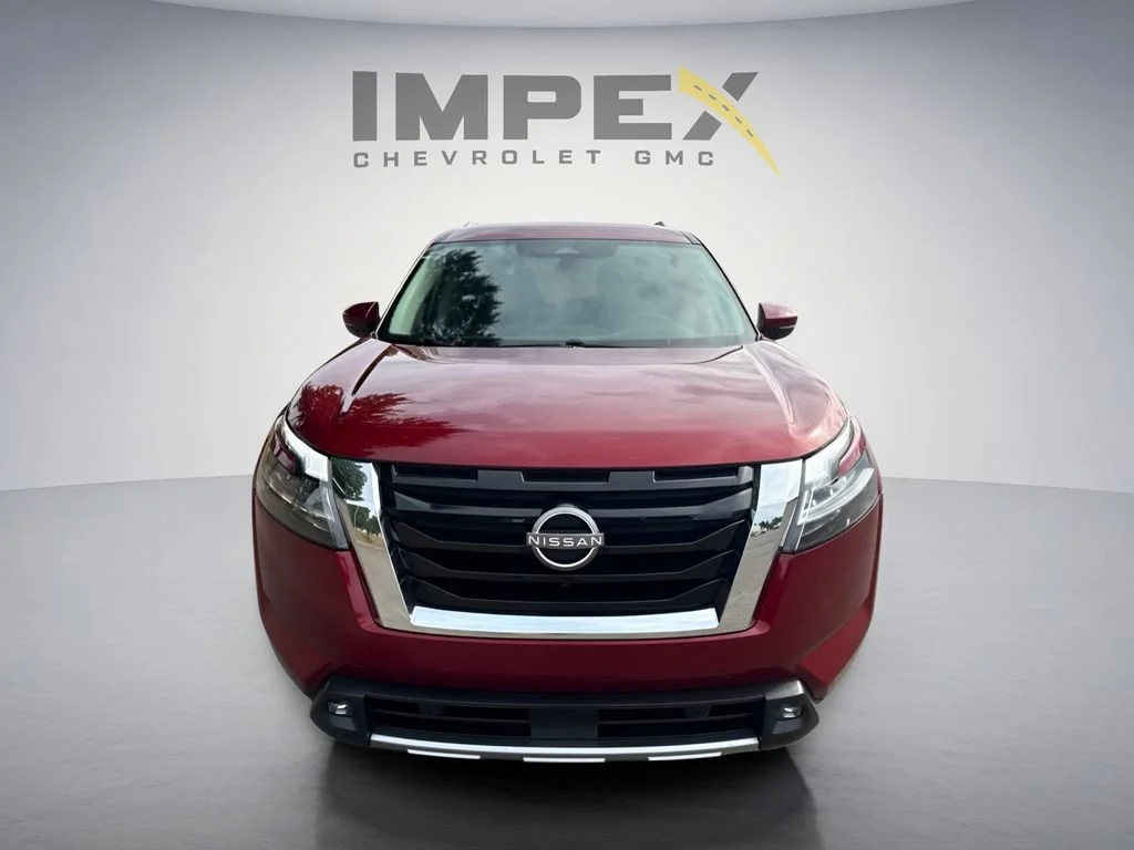 Used 2022  Nissan SL image 8