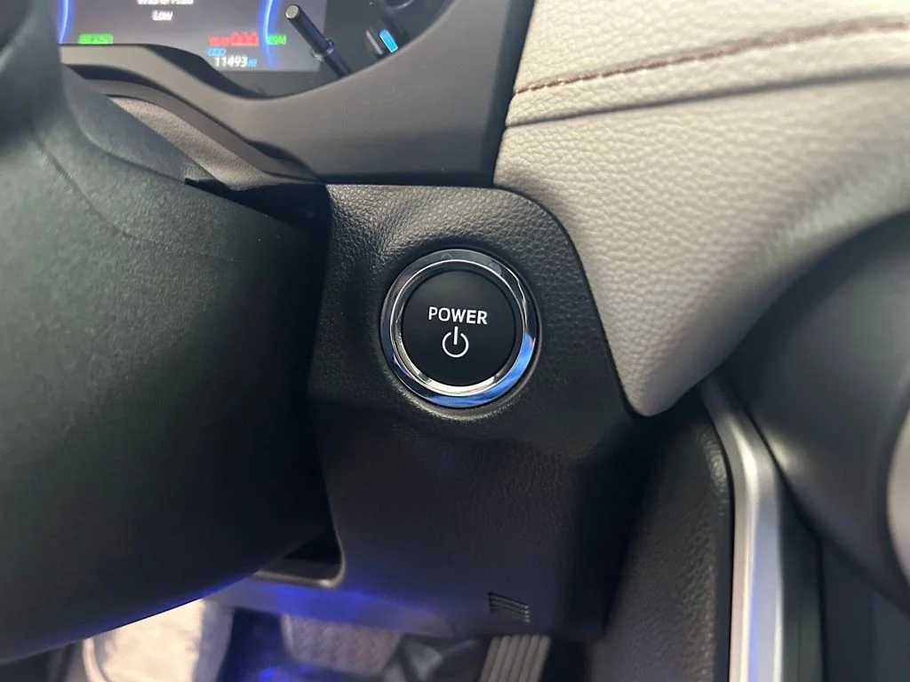 Used 2025 Silver Toyota XLE image 42