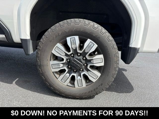 Used 2024 White GMC Denali image 5