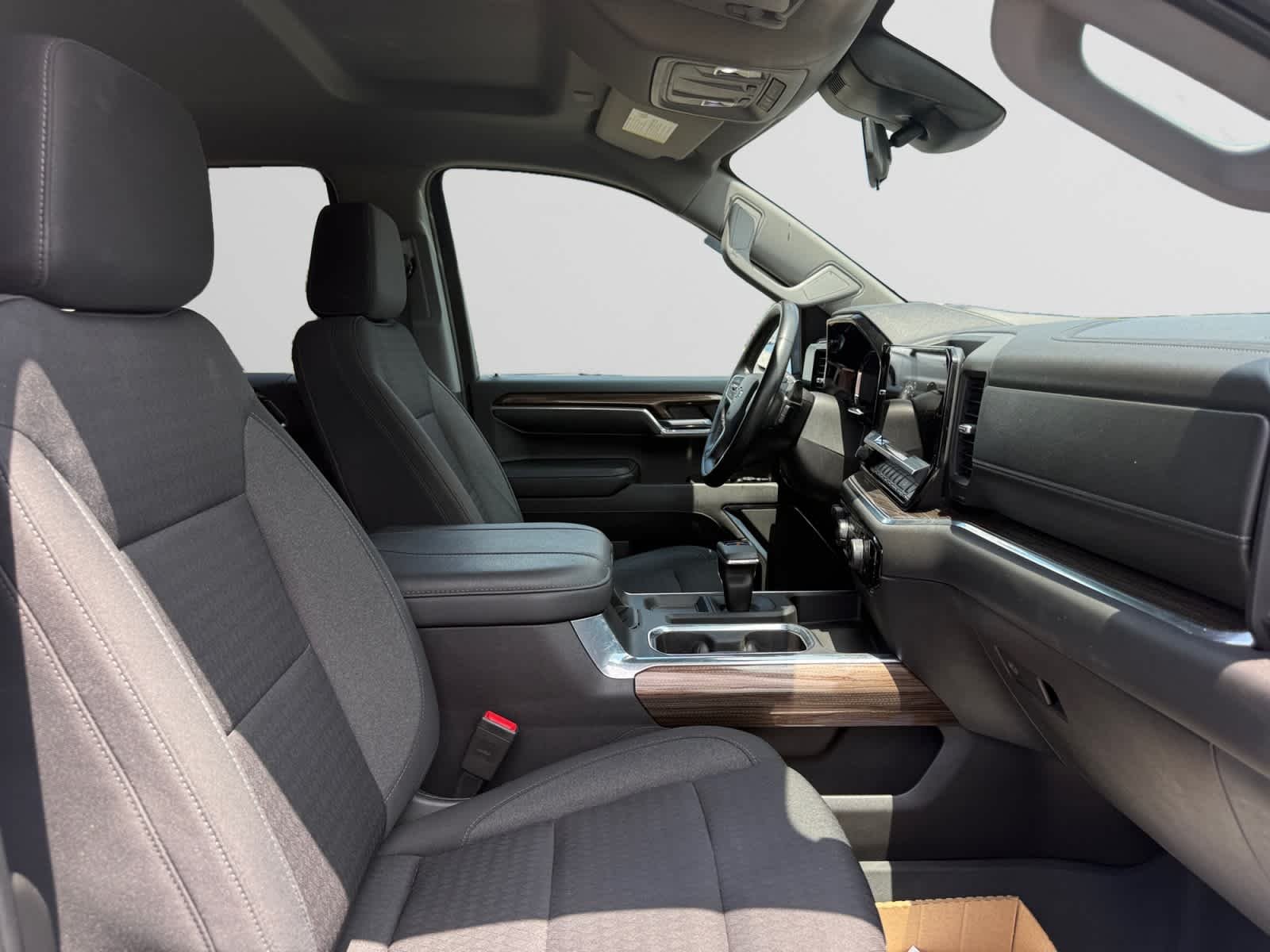 Used 2023 Iridescent Pearl Tricoat Chevrolet LT Trail Boss image 15