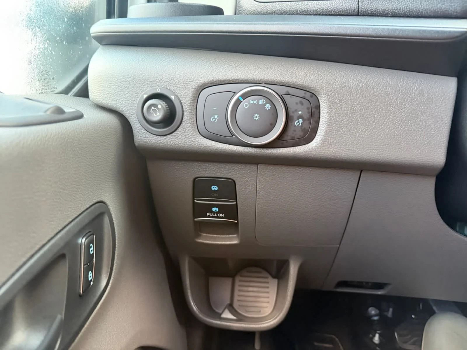 2025 Ford Transit Van Base - Photo 27