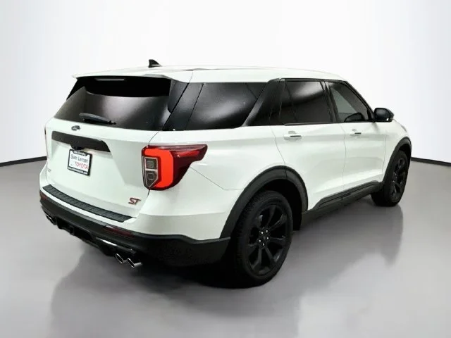 Used 2021 White Metallic Ford ST image 7