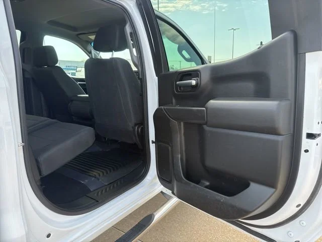 Used 2019 Summit White Chevrolet Custom Trail Boss image 39