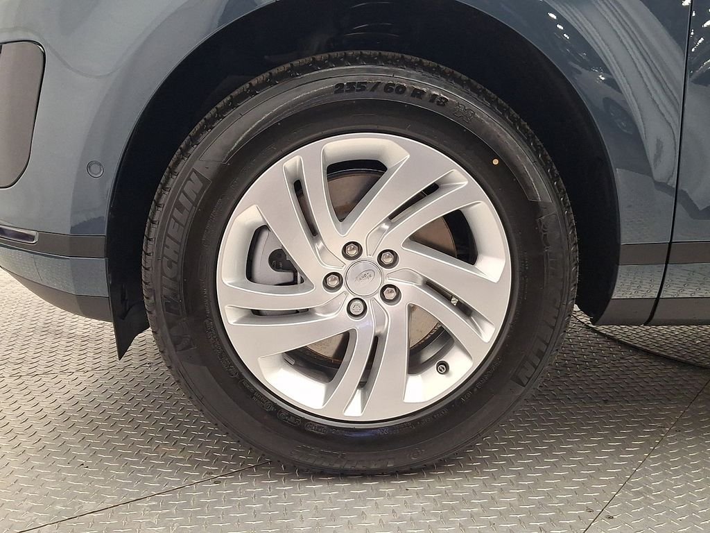 New 2026 Tribeca Blue Metallic Land Rover S image 5