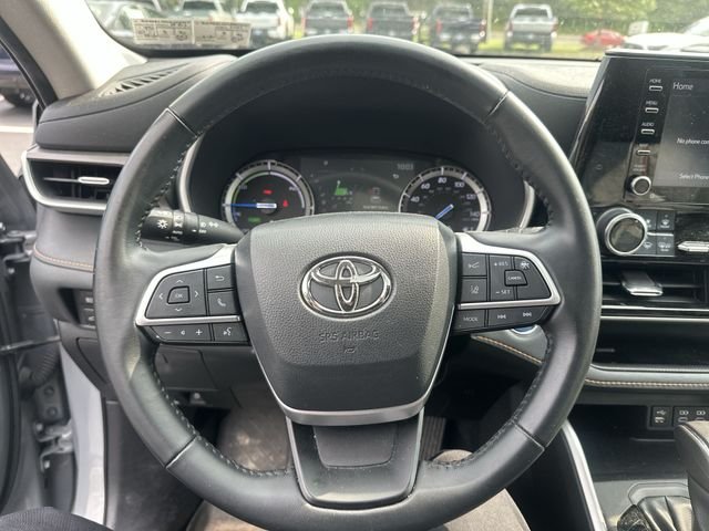 Used 2022 Gray Toyota Bronze Edition image 13