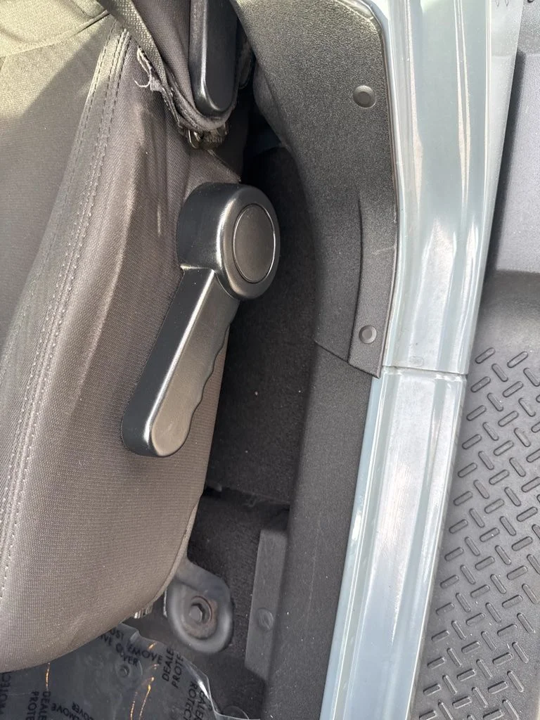 Used 2014 Gray Jeep Unlimited Sport image 13