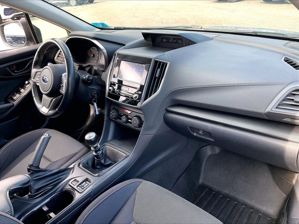 Used 2019 Cool Gray Khaki Subaru 2.0i Premium image 13