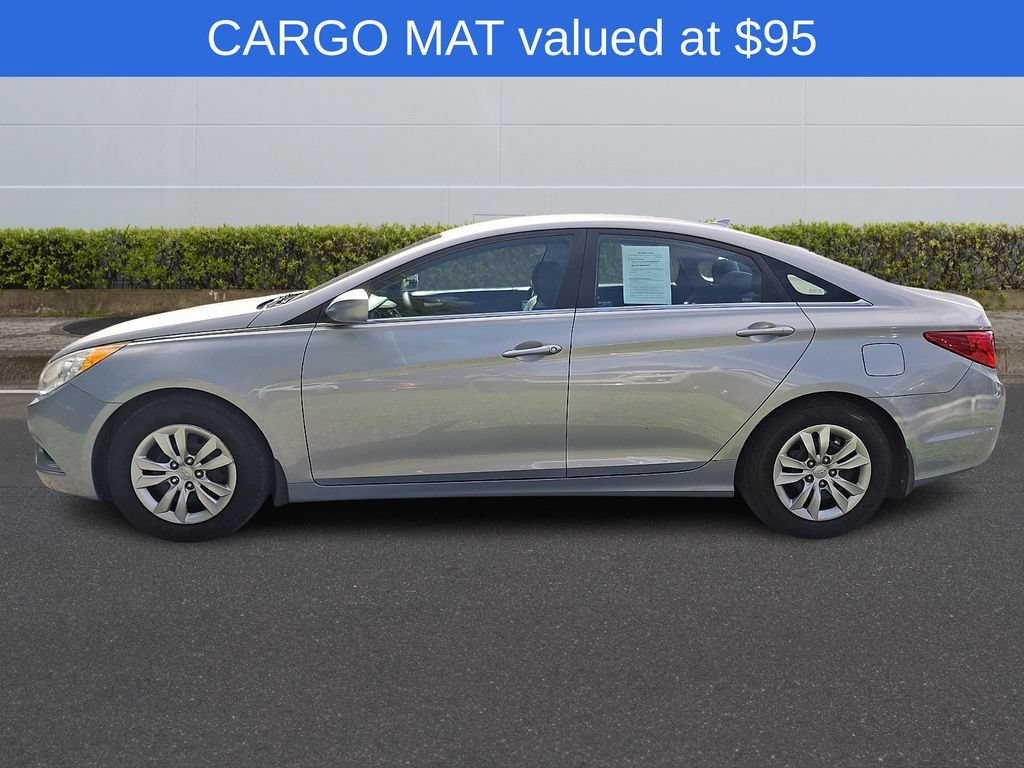 Used 2013 Blue Hyundai GLS image 4